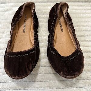 Lucky Brand velour ballet flats, size 6.5